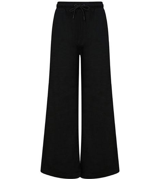 BLK - Black (864.00 Kč)